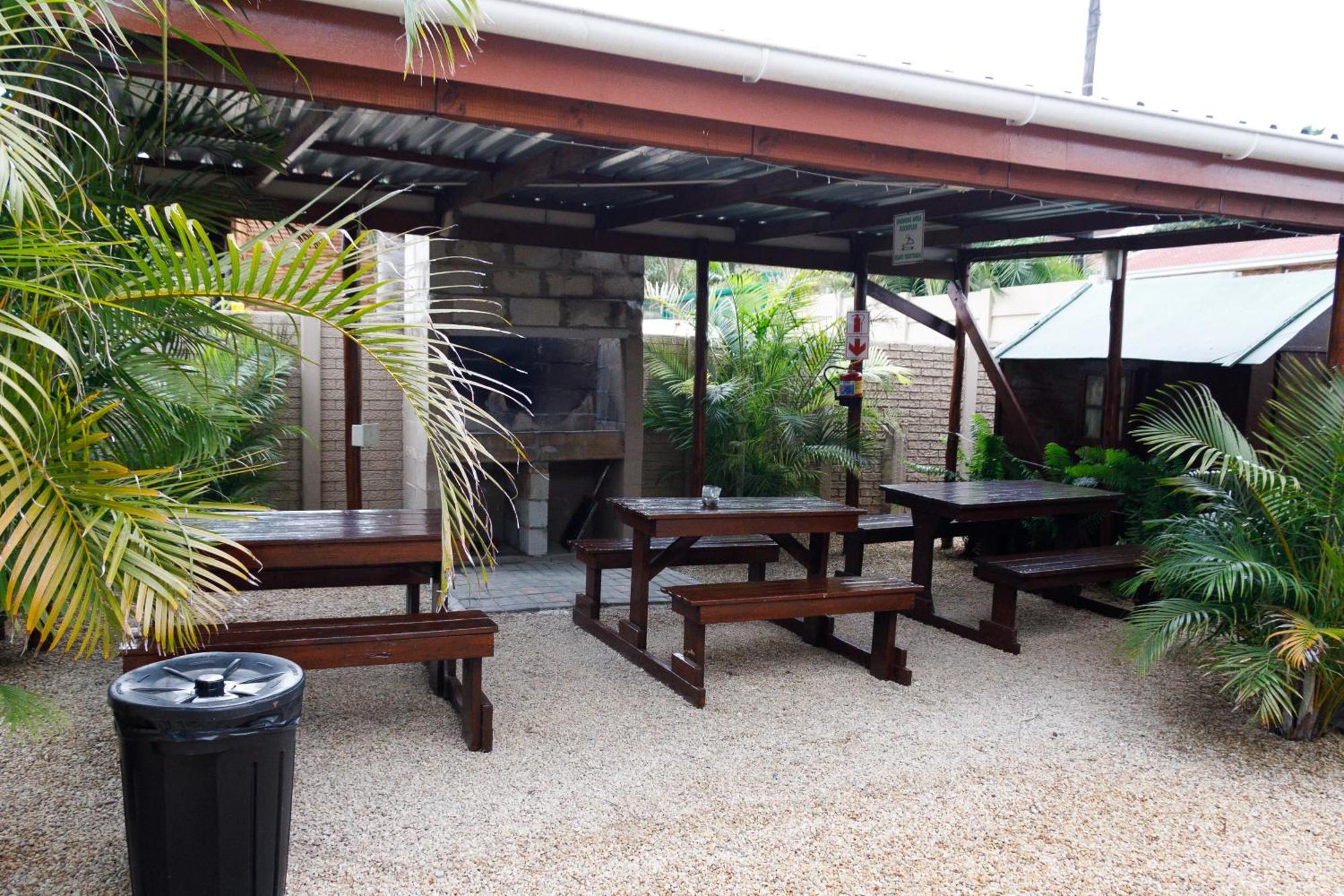 Rainbow Guest House&Tours Uitenhage Extérieur photo