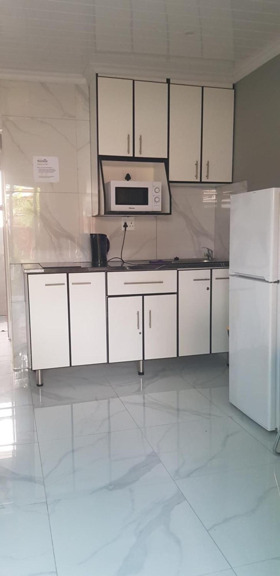 Rainbow Guest House&Tours Uitenhage Extérieur photo